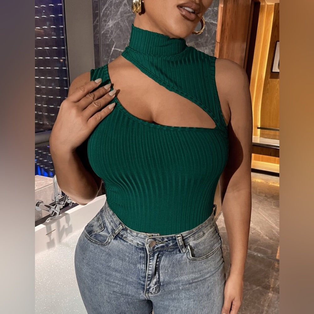 SHEIN Cutout Ribbed Cutout Tank